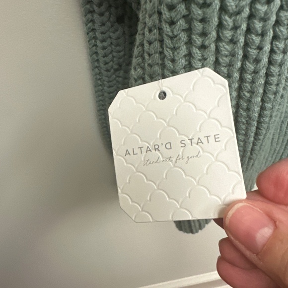 Sweater - Picture 4 of 5